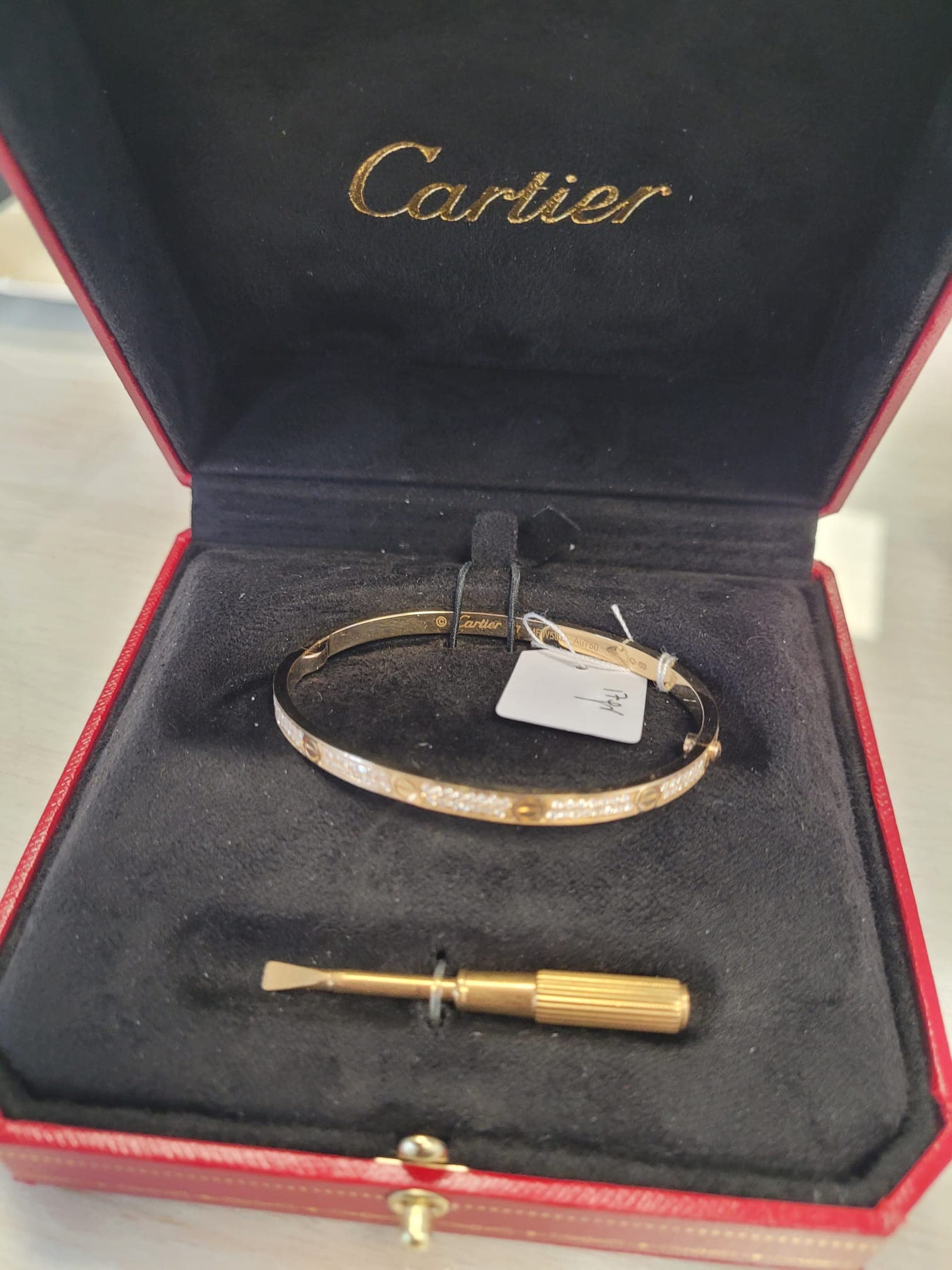 Rachat de montres de luxe à Neuilly