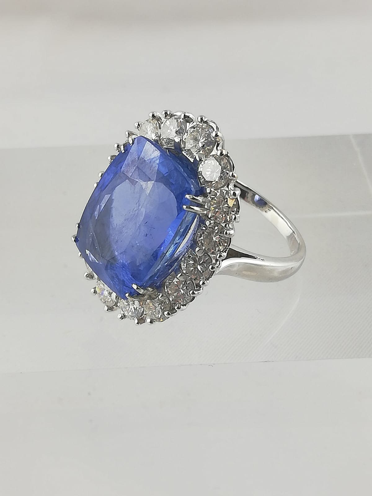Rachat de perles à Neuilly