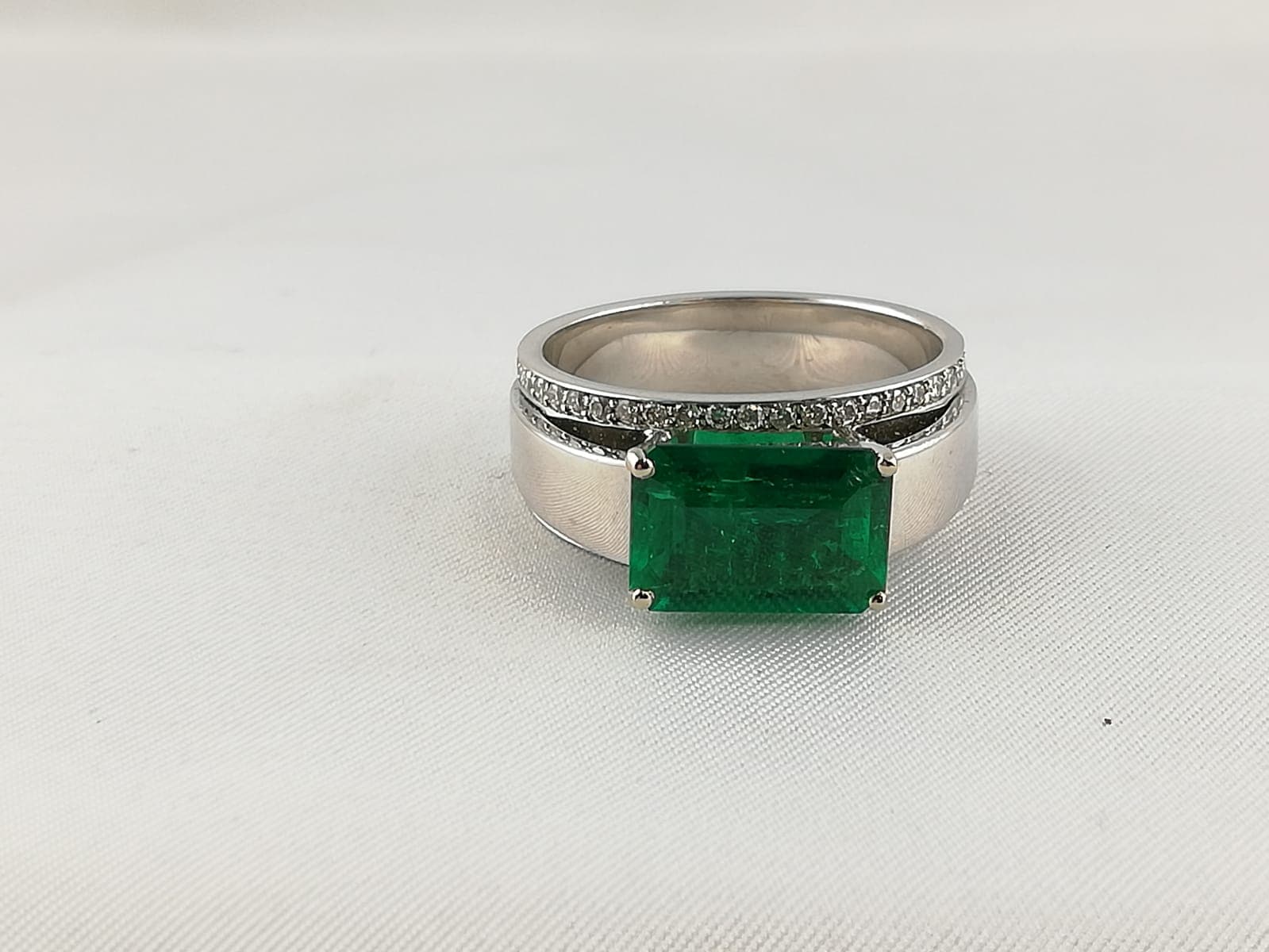 Rachat de bijoux anciens et modernes à Neuilly